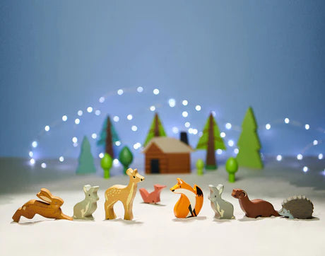 8 Woodland Animals & Shelf